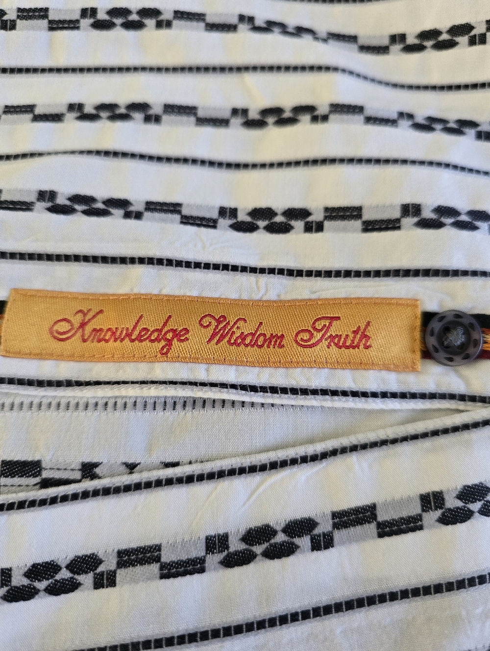 Robert Graham Striped Button Up Shirt XL White Black Flip Cuff Silk Trim - Picture 10 of 10
